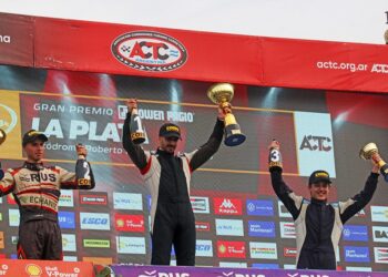 DESEMPOLVÓ LA MAGIA