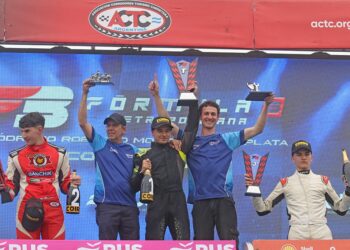 BAUTISMO TRIUNFAL PARA KARALIS