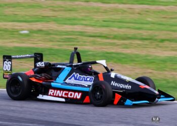 🏁 ALVAREZ, EL NEUQUINO QUE VA DE MENOS A MAS