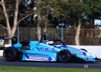 DORE VIENE ESCALANDO