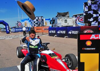 CARAM AL FRENTE 🏁